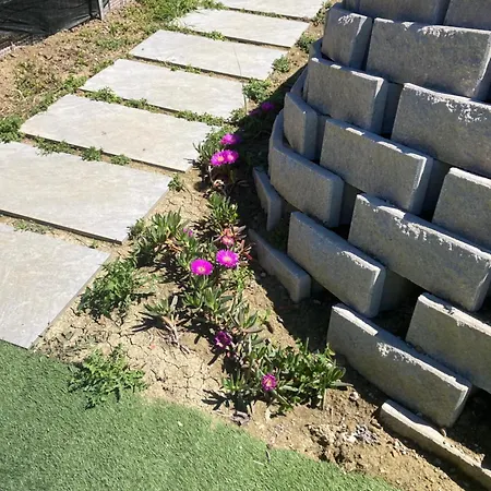 アパート Immersa Tra Le Colline, Appartamento, Vicinissima Al Mare E Con Nuova Piscina *