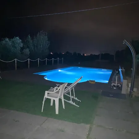 アパート Immersa Tra Le Colline, Appartamento, Vicinissima Al Mare E Con Nuova Piscina