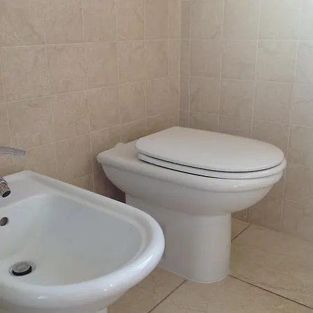 アパート Immersa Tra Le Colline, Appartamento, Vicinissima Al Mare E Con Nuova Piscina *