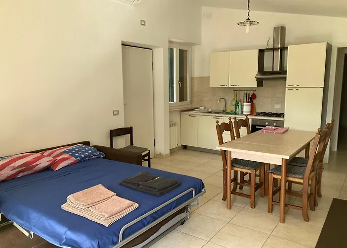 Immersa Tra Le Colline, Appartamento, Vicinissima Al Mare E Con Nuova Piscina