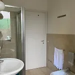 Apartment Immersa Tra Le Colline, Appartamento, Vicinissima Al Mare E Con Nuova Piscina