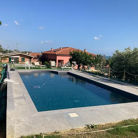 Appartement Immersa Tra Le Colline, Appartamento, Vicinissima Al Mare E Con Nuova Piscina Senigallia