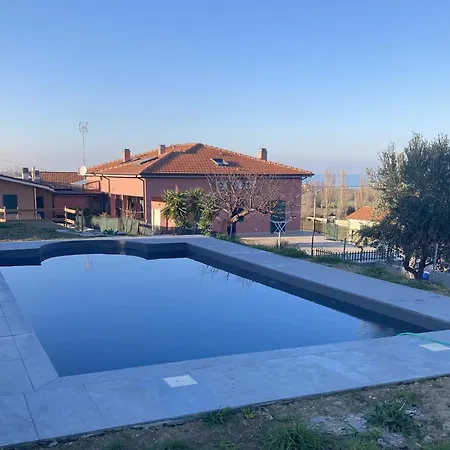 Immersa Tra Le Colline, Appartamento, Vicinissima Al Mare E Con Nuova Piscina