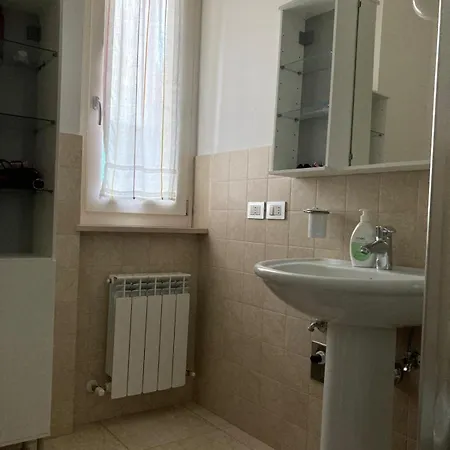 Immersa Tra Le Colline, Appartamento, Vicinissima Al Mare E Con Nuova Piscina Daire *