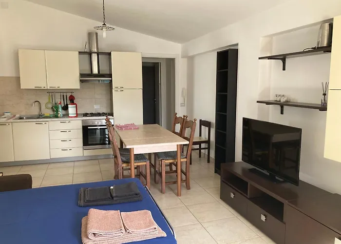 Immersa Tra Le Colline, Appartamento, Vicinissima Al Mare E Con Nuova Piscina Apartment