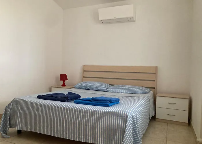 Immersa Tra Le Colline, Appartamento, Vicinissima Al Mare E Con Nuova Piscina Apartment